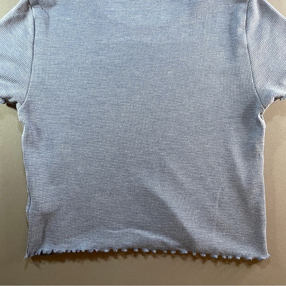 American Eagle Outfitters Light Blue Ribbed Tee - Picture 8 of 11
